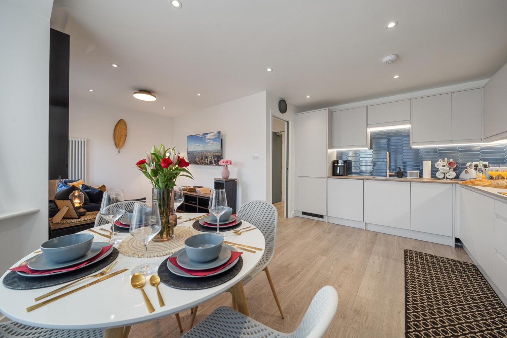 밀힐 Newly Refurbished 2 Bed Flat 아파트 외부 사진